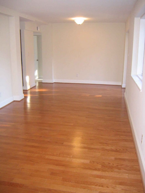 Building Photo - 223 S Dotger Ave