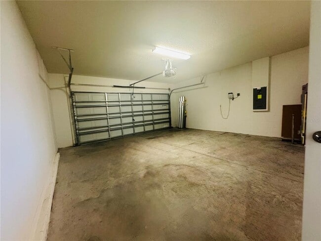 Building Photo - 4132 Hanover Dr