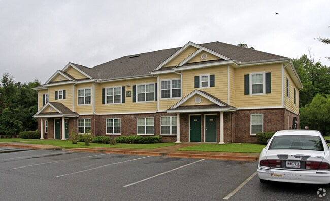 Building Photo - The Landing Residential