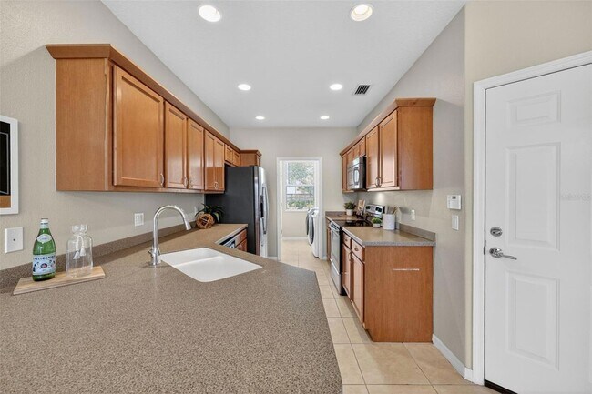 Building Photo - 3736 82nd Ave Cir E