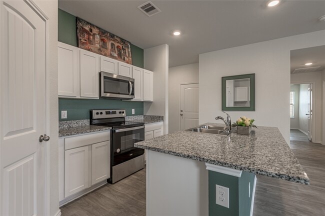 Building Photo - 117 Rockbridge Dr