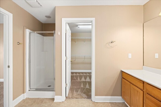 Building Photo - 10841 Parkgate Ln