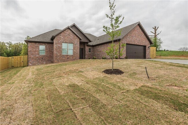 Building Photo - 1531 Abbey Ln