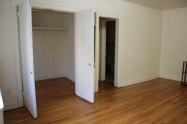 Walk in Closet - Wightman Terrace