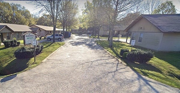 Building Photo - 5632 LA-182