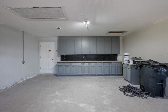 Building Photo - 3841 Rudder Way