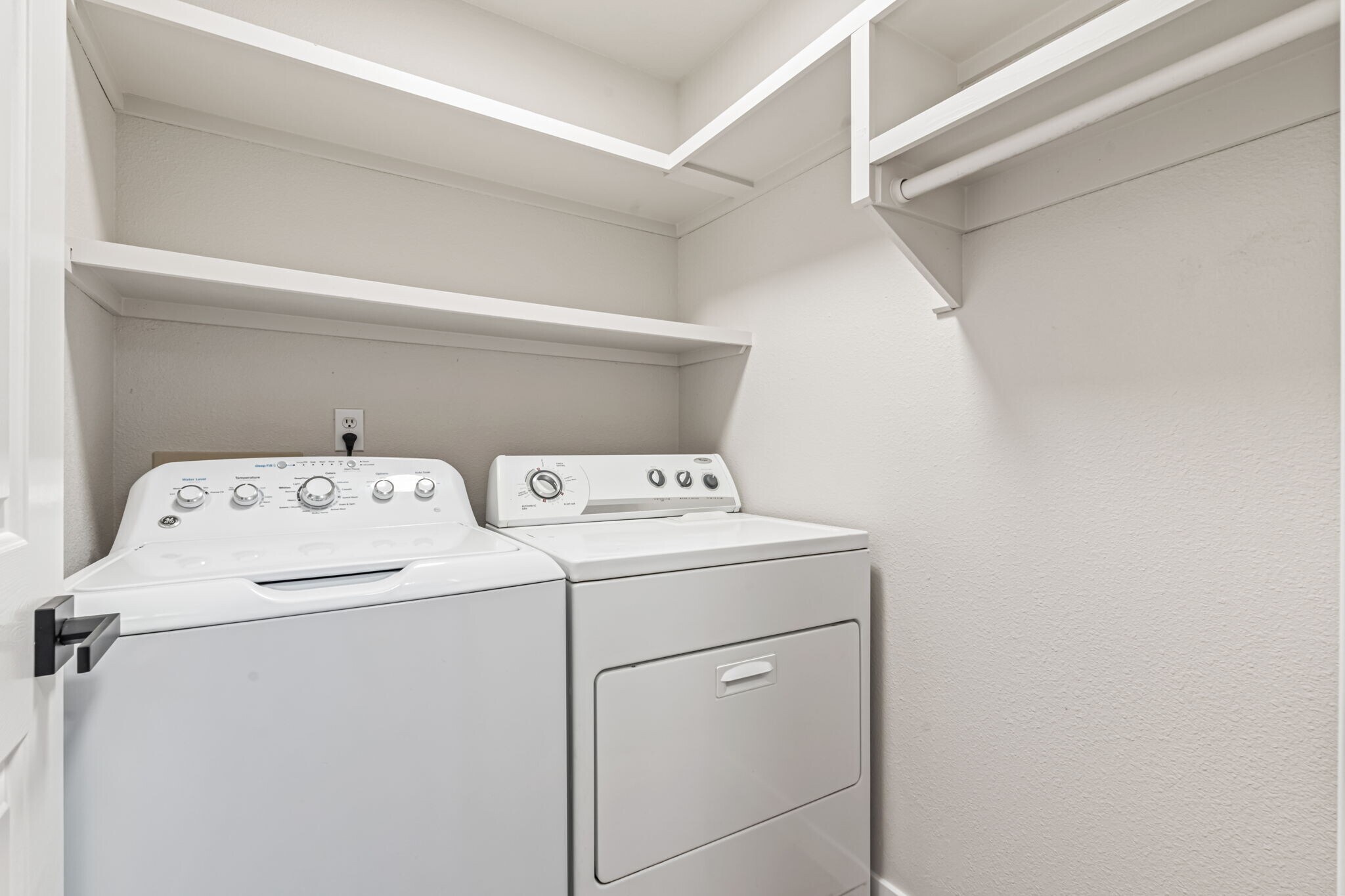 Building Photo - 11035 W Halstead Ct