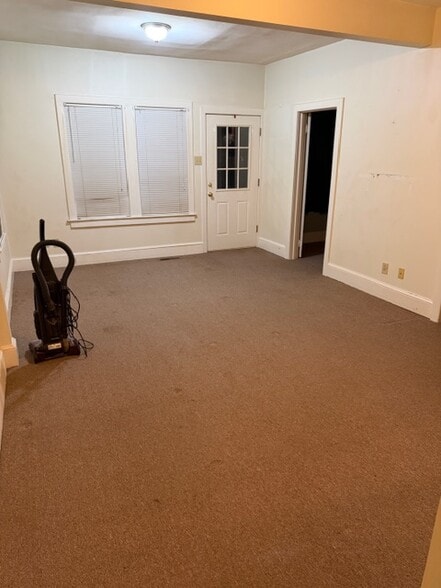 Building Photo - 2249 N Main St