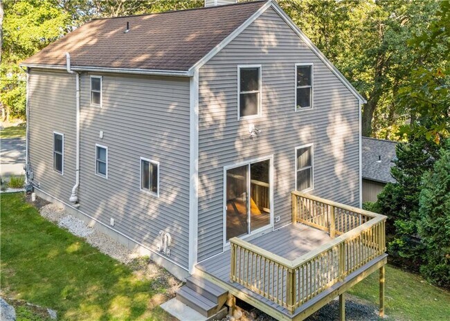 Building Photo - 24 Smith St