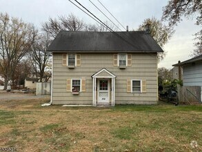 Building Photo - 254 S Plainfield Ave