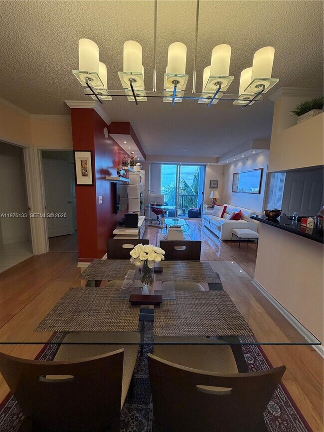 Building Photo - 17100 N Bay Rd