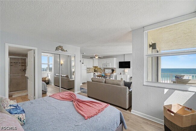 Building Photo - 7330 Estero Blvd
