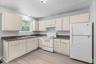 Building Photo - 105 Hubert Dr
