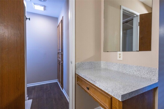 Building Photo - 27245 Kane Ln