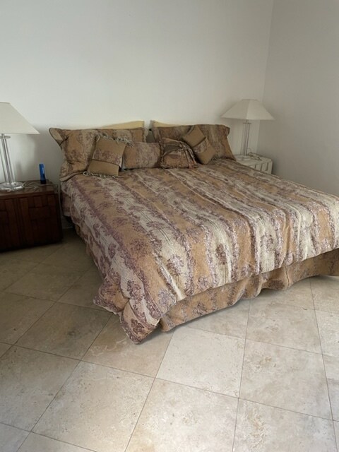 Building Photo - 11920 Whalers Ln