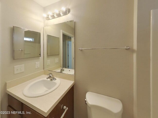 Building Photo - 96339 Starfish Dr