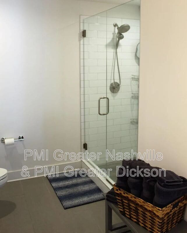 Building Photo - 1633 54th Ave N