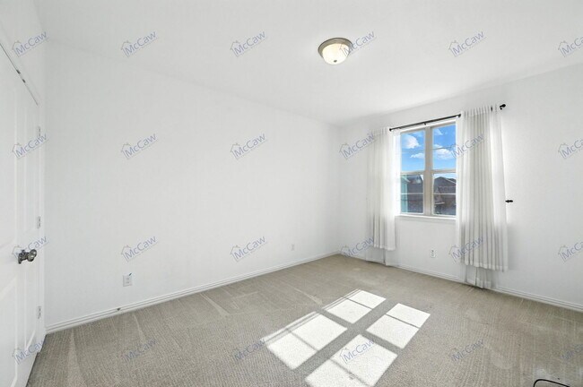 Building Photo - 4270 Cascade Sky Dr