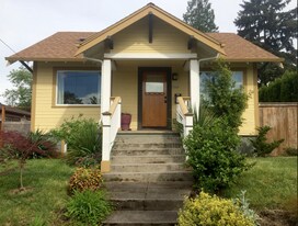 Building Photo - 5844 NE 12th Ave