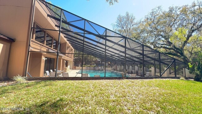 Building Photo - 2 Pinehurst Pl