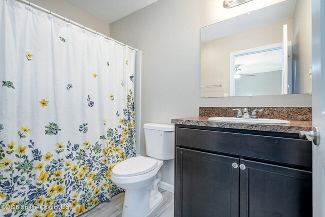 Building Photo - 1300 Arlington Ln NE