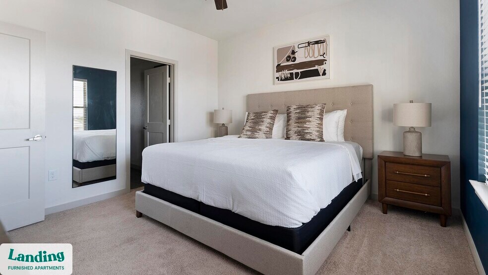 Building Photo - 2825 Main St