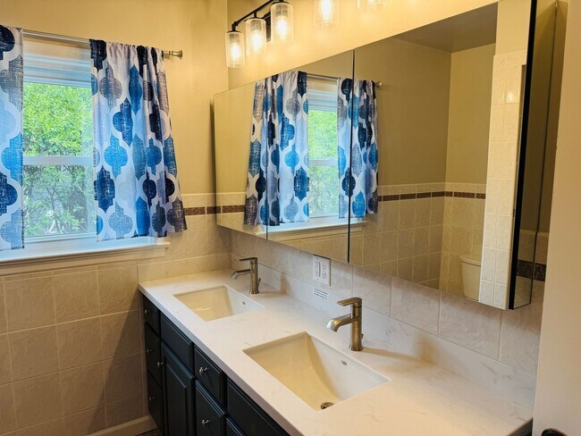 Building Photo - BRAND NEW REMODEL