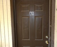 Building Photo - 6405 NW Oak Ave