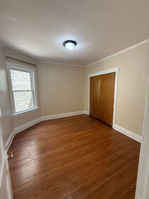 Building Photo - 5007 N Mozart St