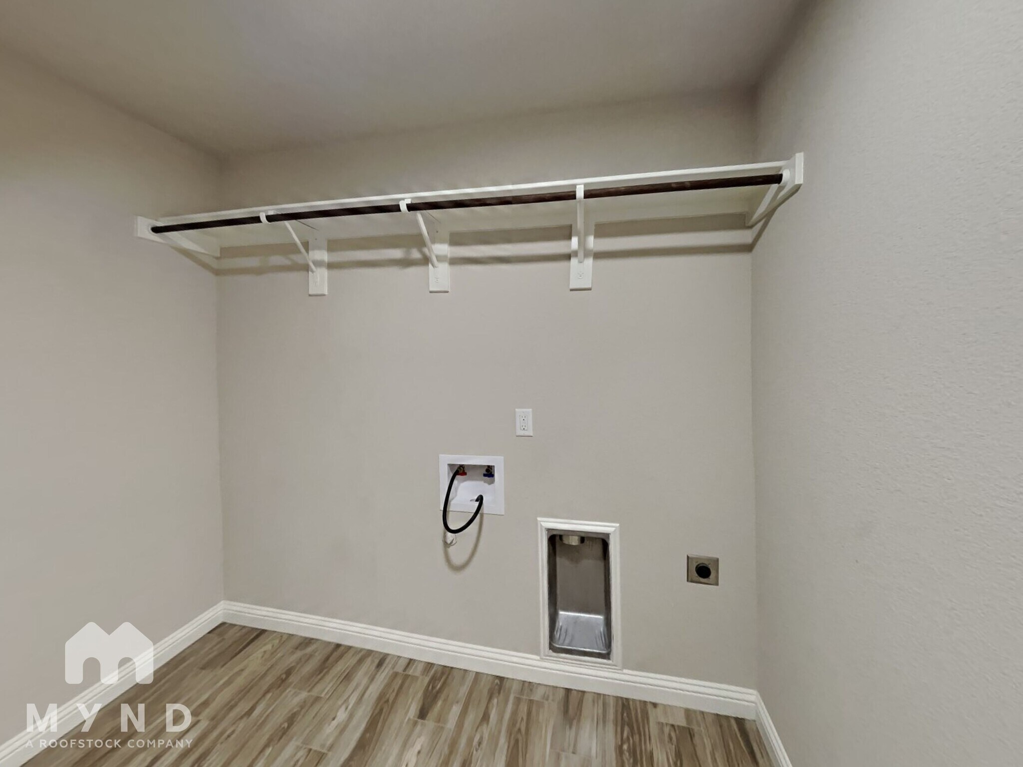 Building Photo - 706 Rolling Terrace Cir