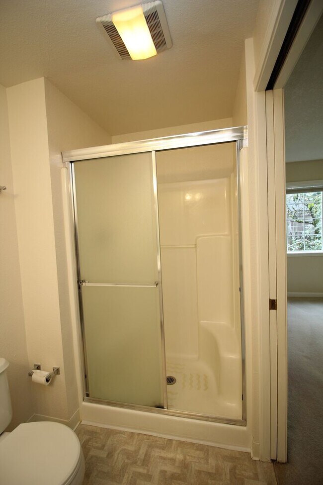 Building Photo - 5764 SW Kimball Ct