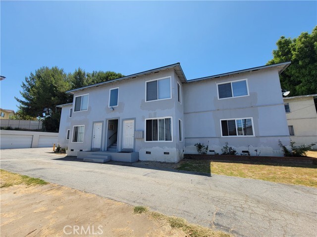 Building Photo - 1316 W Anaheim St