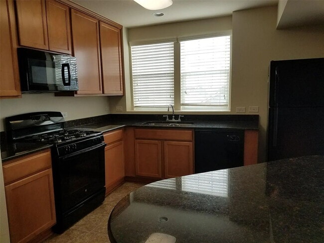 Building Photo - 334 Trestle Tree