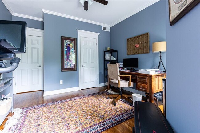 Building Photo - 754 Clifton Heights Ln NE