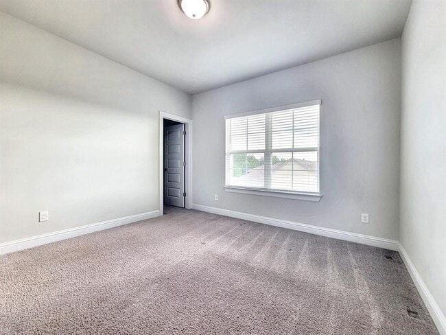 Building Photo - 601 C-Bar Ranch Trl