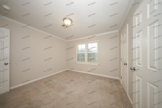 Building Photo - 5933 NW 58th St