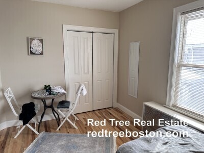 Building Photo - 14 Lincoln Rd