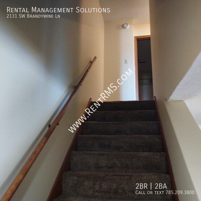Building Photo - 2131 SW Brandywine Ln