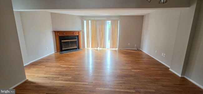 Building Photo - 5870 Chipwood Ct