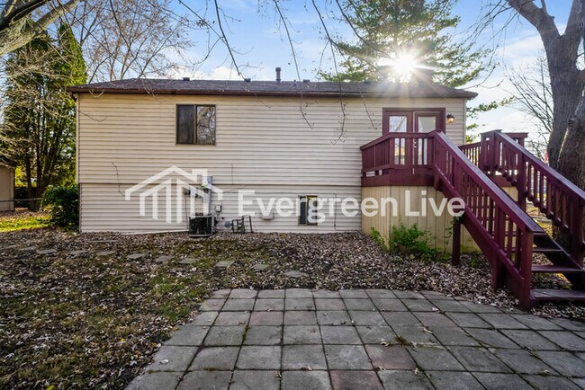 Building Photo - 7818 Inverness Ct