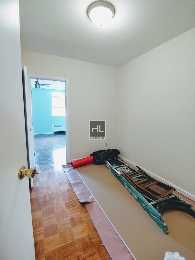 Building Photo - KNICKERBOCKER AVENUE