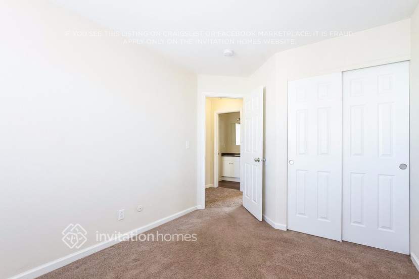 Building Photo - 11904 Kearney Cir