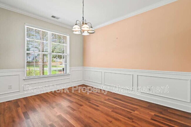 Building Photo - 2936 Sugarberry Ln