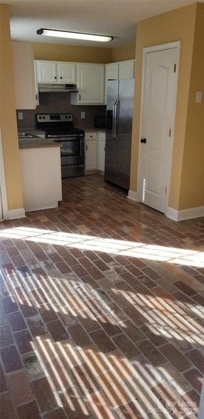 Building Photo - 853 Matthews School Rd