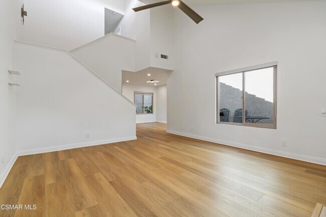 Building Photo - 646 Via Colinas