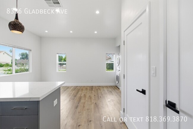 Building Photo - 8336 Gladbeck Ave