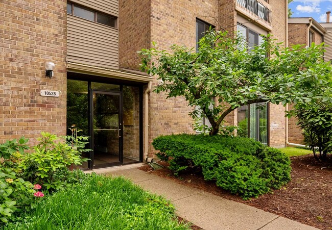 Building Photo - 10528 Cross Fox Ln