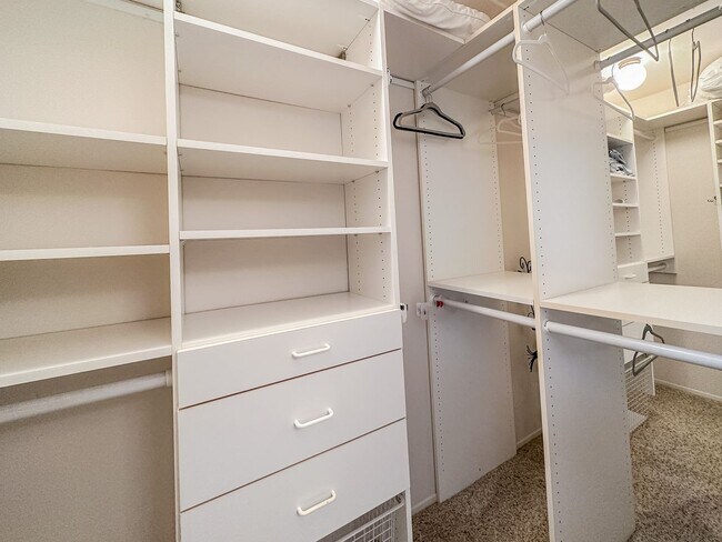 Building Photo - Tierrasanta Furnished Short-Term Rental