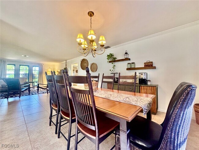 Building Photo - 1220 SE 19th Ln