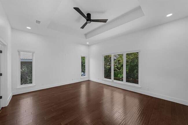 Building Photo - 414 New Lido Dr